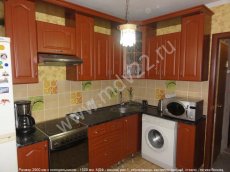 Фото угловой кухни в 3-х комн. квартире 121 серии. Размер 2900 мм - 1500 мм. МДФ - вишня