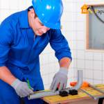 Ремонт в ванной комнате под ванной