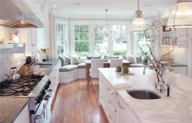 Модульні сходи зі скла та дерева: модно та довговічно